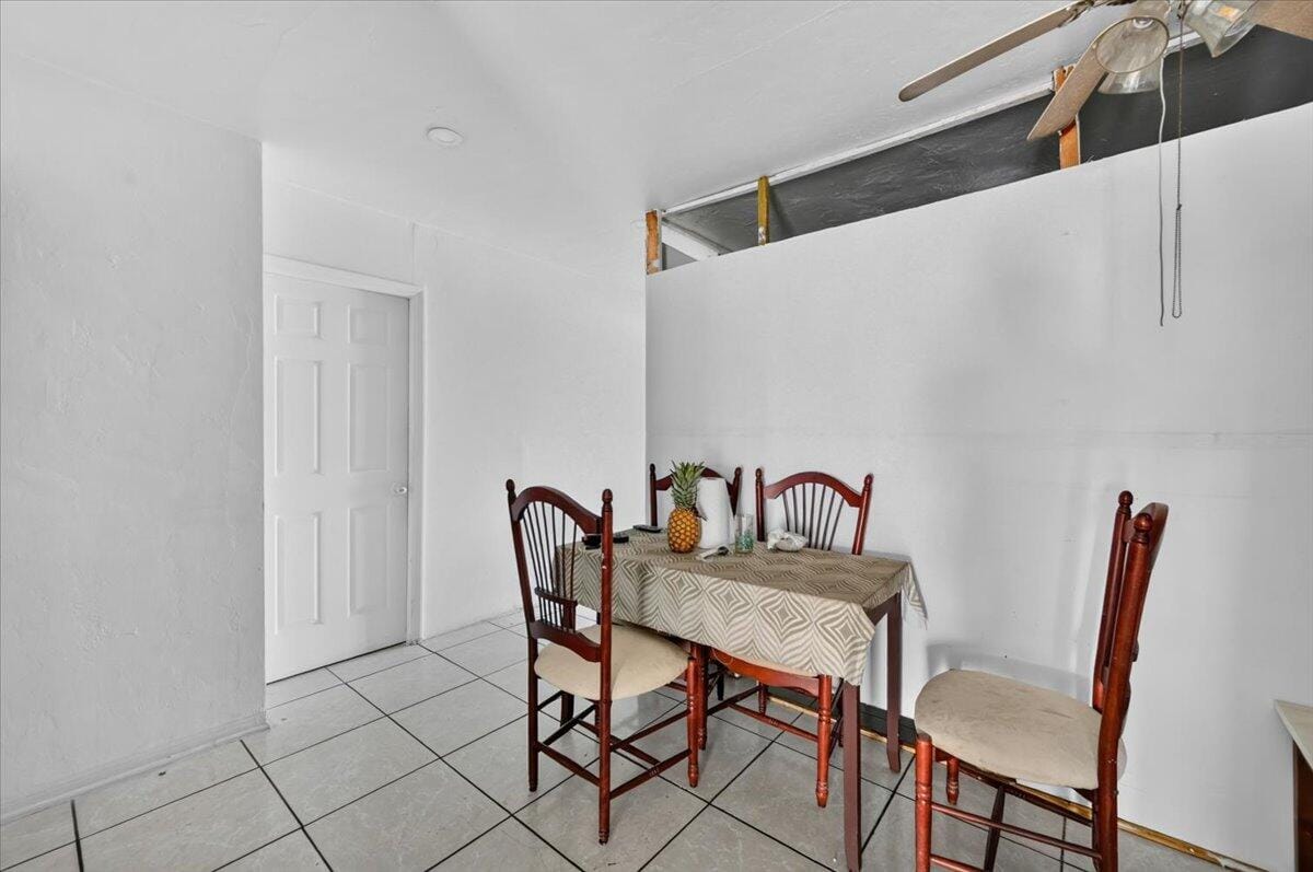 646 NE 38th Street, Oakland Park, FL 33334 photo 15