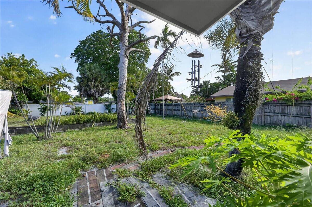 646 NE 38th Street, Oakland Park, FL 33334 photo 22