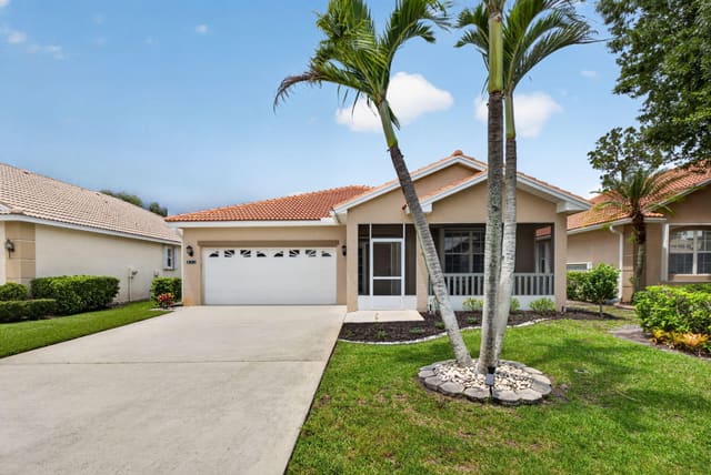 872 NW SARRIA Court, sold in Kings Isle Phase Vii-B Replat, Port St Lucie, FL