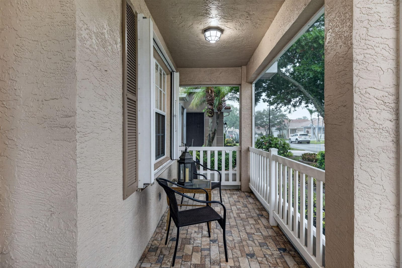 872 NW SARRIA Court — photo 2