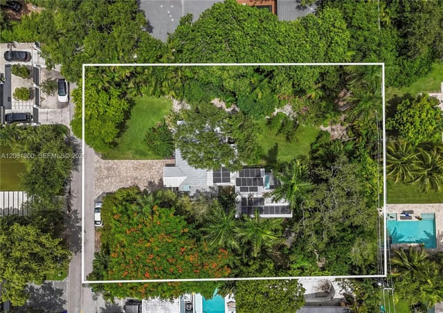 4152 Battersea Road, Miami, FL 33133