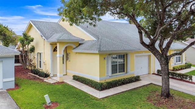467 SE 20th Drive, sold in Keys-Gate No 2, Homestead, FL