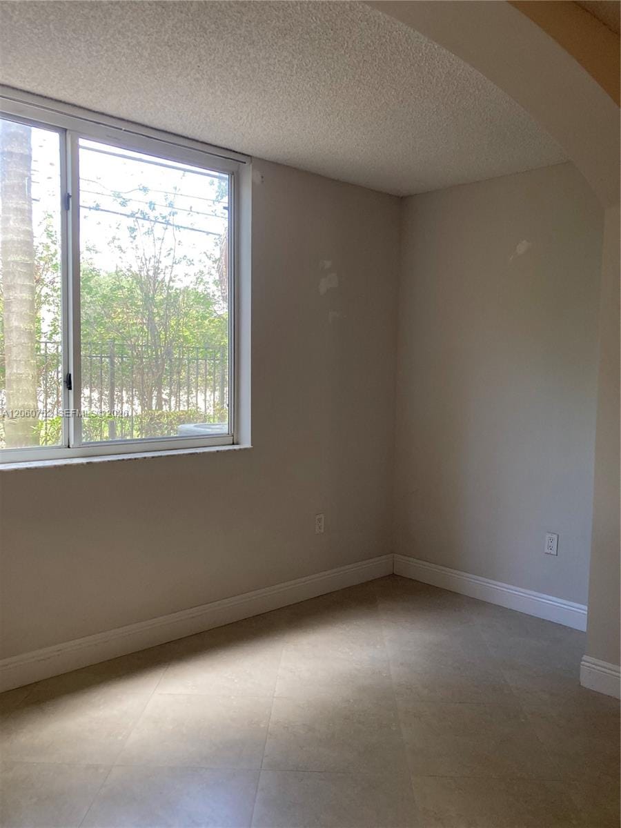 800 Scotia Drive 103 — photo 5