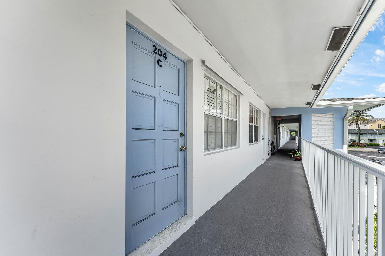 4111 NE 21st Way 204 — photo 3