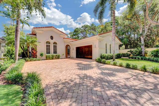 11317 Caladium Lane, Palm Beach Gardens, FL 33418