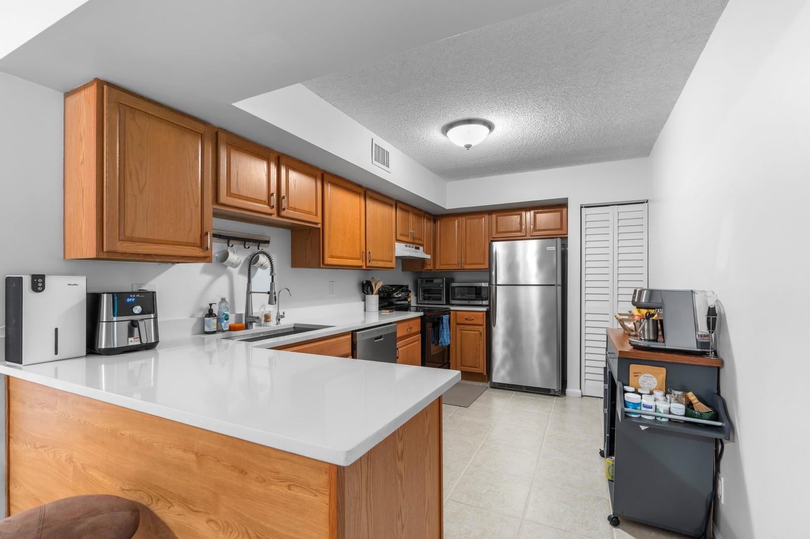 3300 Jaywood Terrace J116 — photo 3