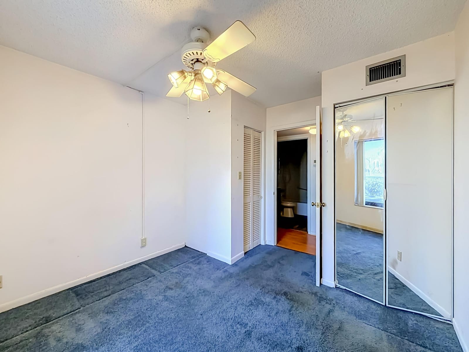 1104 GREEN PINE E1, West Palm Beach, FL 33409 photo 28