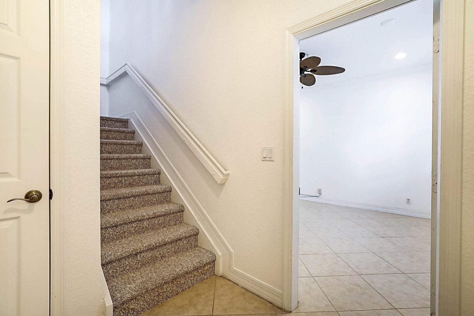 241 E THATCH PALM Circle E — photo 4