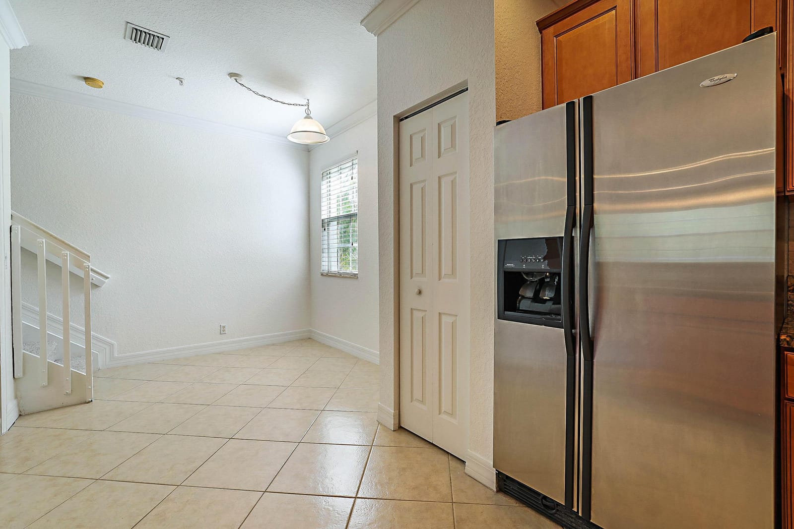 241 E THATCH PALM Circle E — photo 10