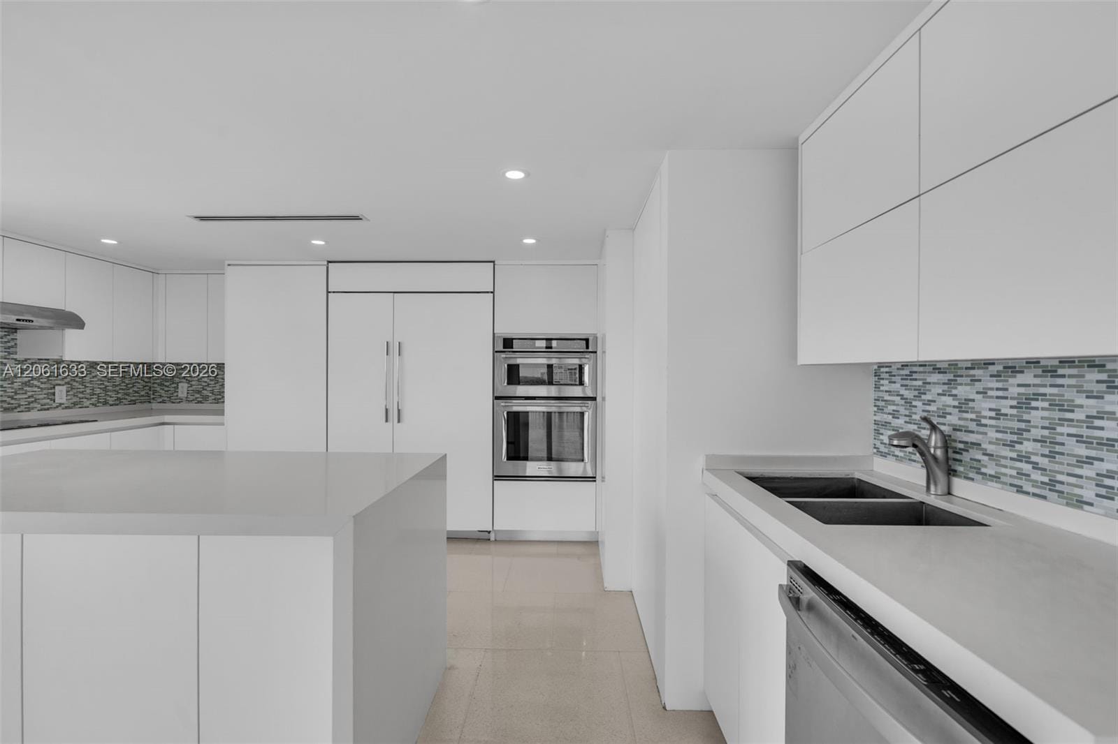 881 Ocean Drive 7H, Key Biscayne, FL 33149 photo 8
