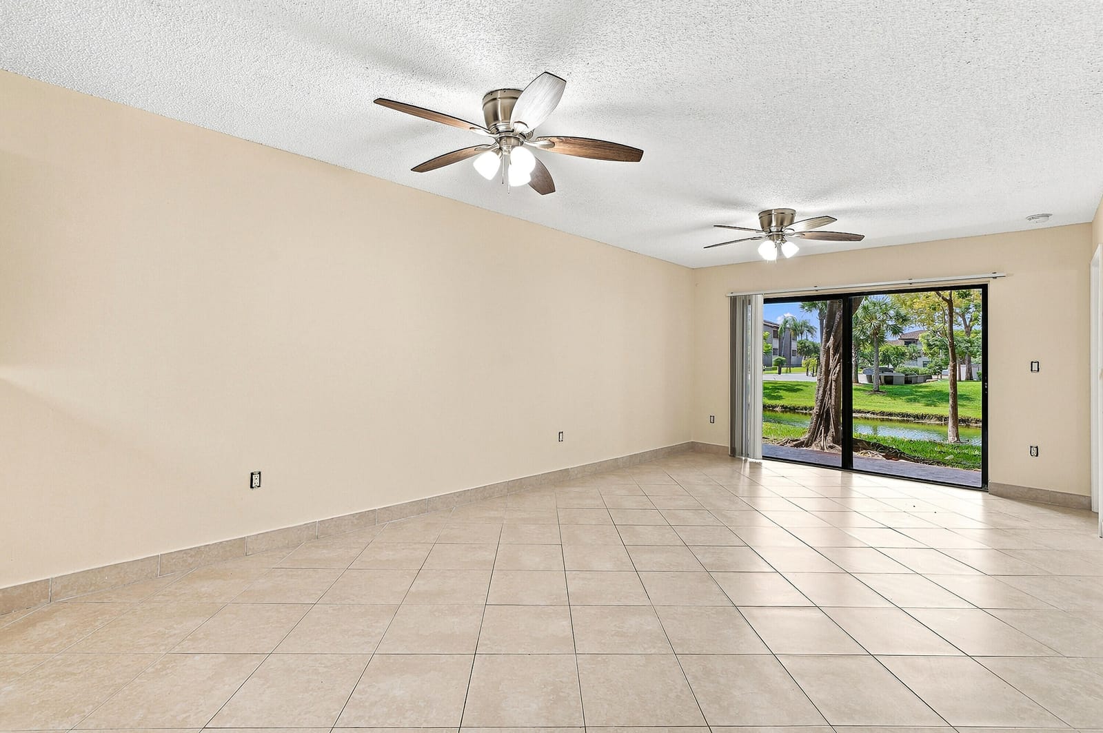 9938 NOB HILL Lane 9938, Sunrise, FL 33351 photo 13