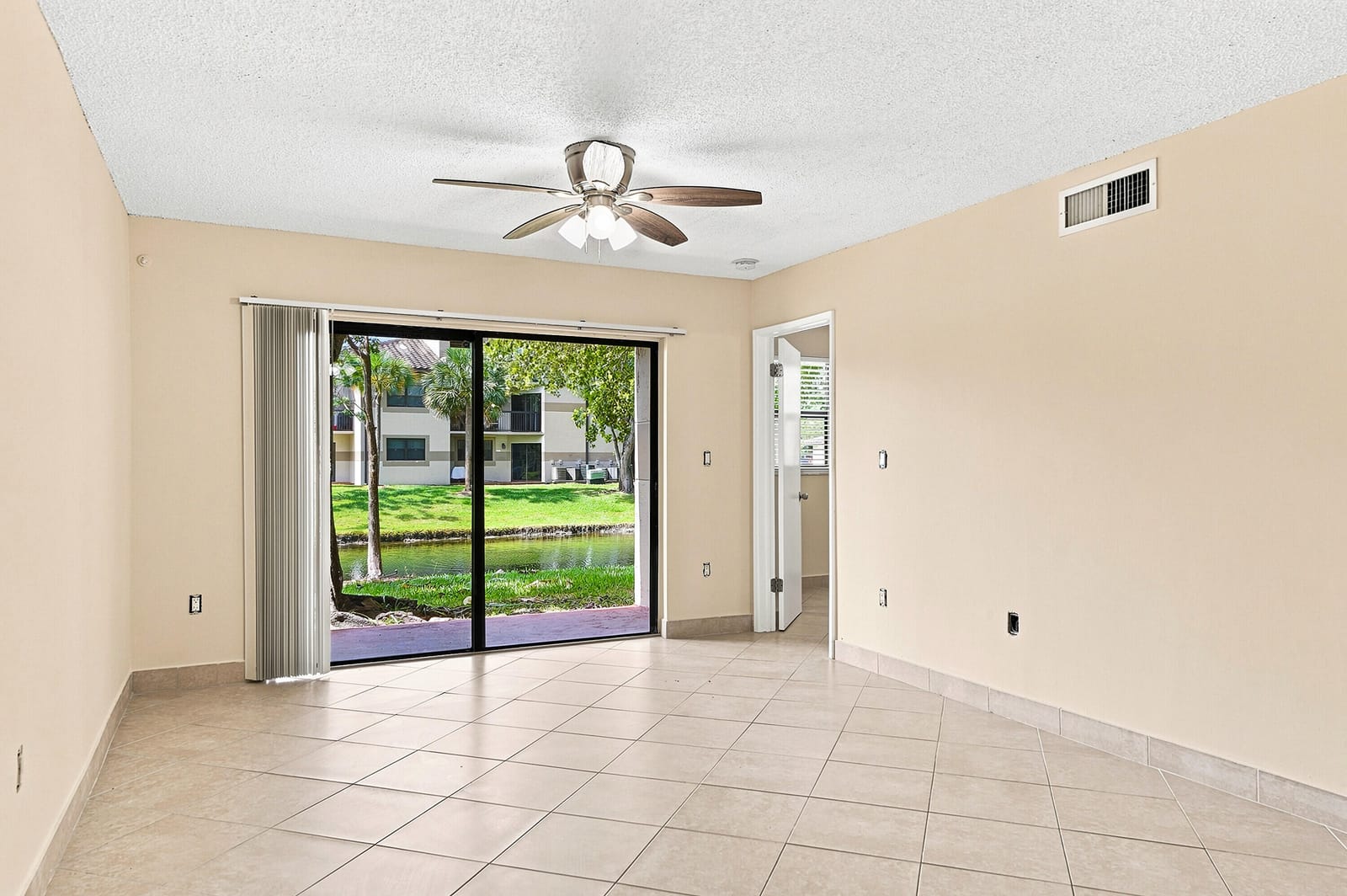 9938 NOB HILL Lane 9938, Sunrise, FL 33351 photo 19