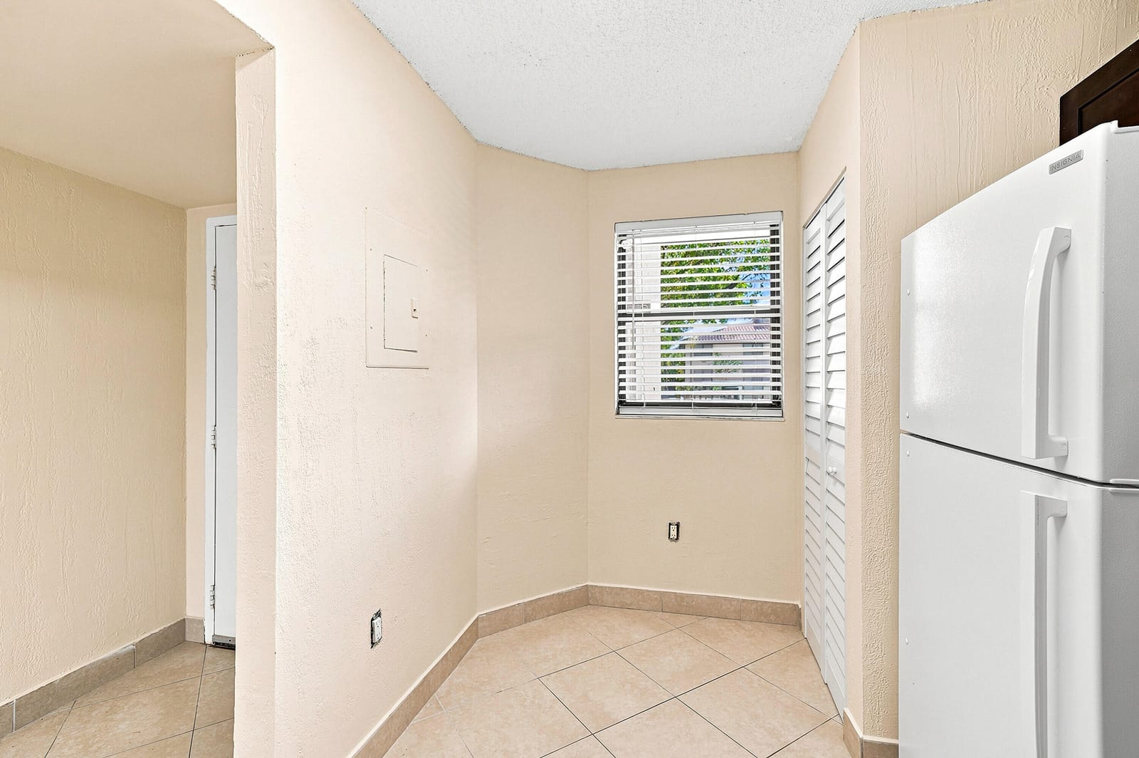 9938 NOB HILL Lane 9938 — photo 7