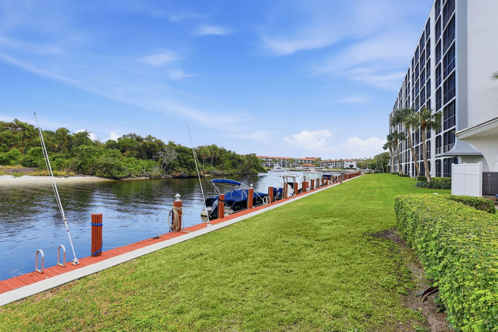1629 Riverview Road 818, Deerfield Beach, FL 33441 photo 17