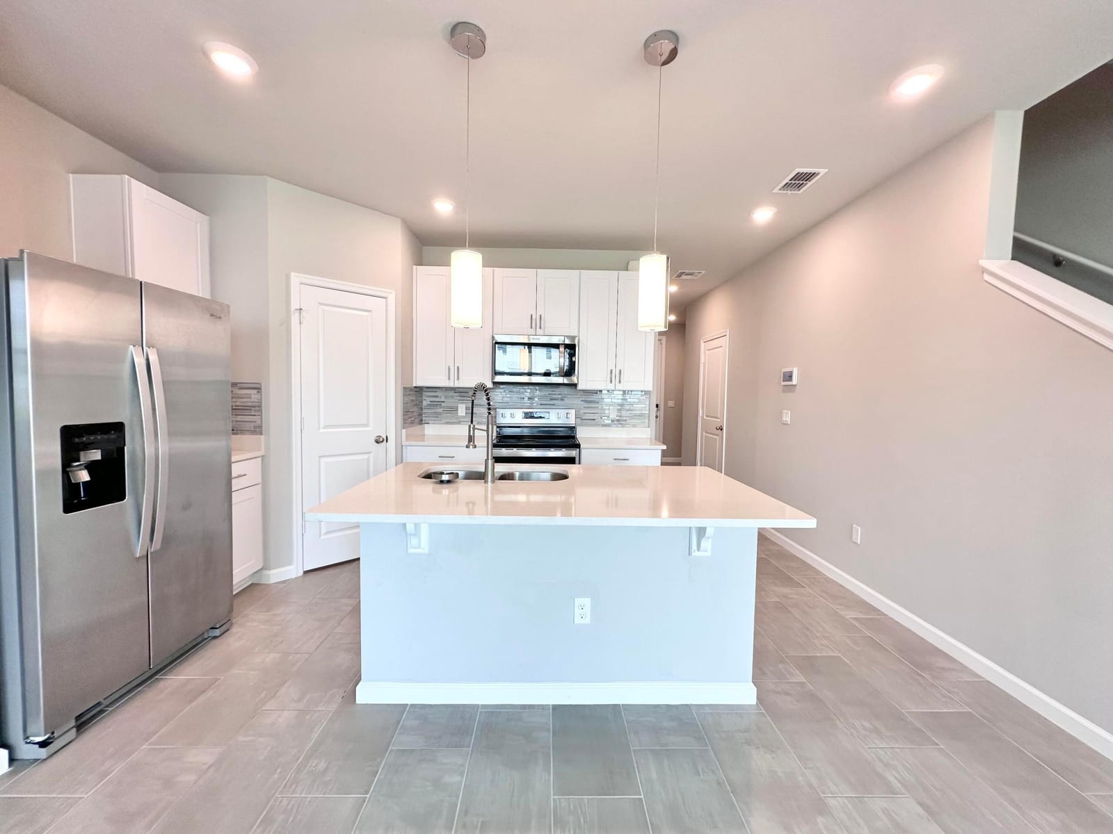 1733 Lindley Street — photo 12