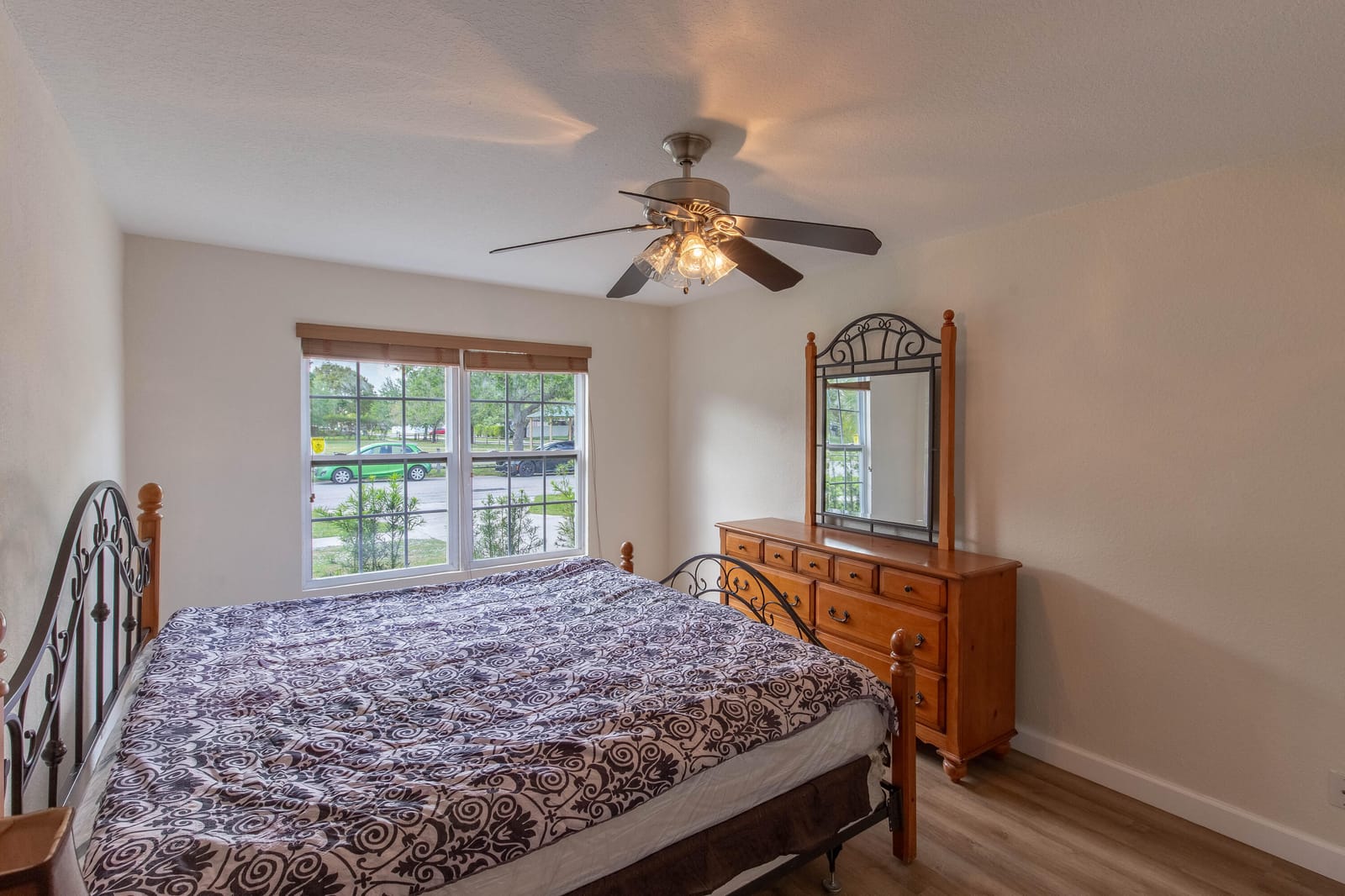 1240 Grandview Circle — photo 3