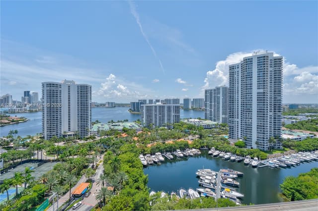 19400 Turnberry Way 1831, Aventura, FL 33180