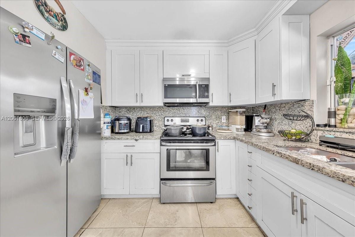 7819 SW 9th Street — photo 10