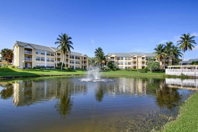 6283 La Costa Drive L, Boca Raton, FL 33433