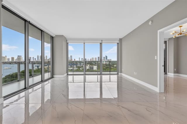 16385 Biscayne Boulevard 1215, North Miami Beach, FL 33160