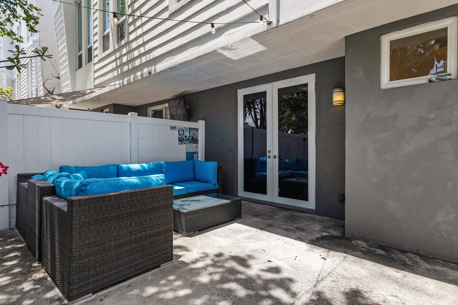 711 SE 16th Court — photo 3