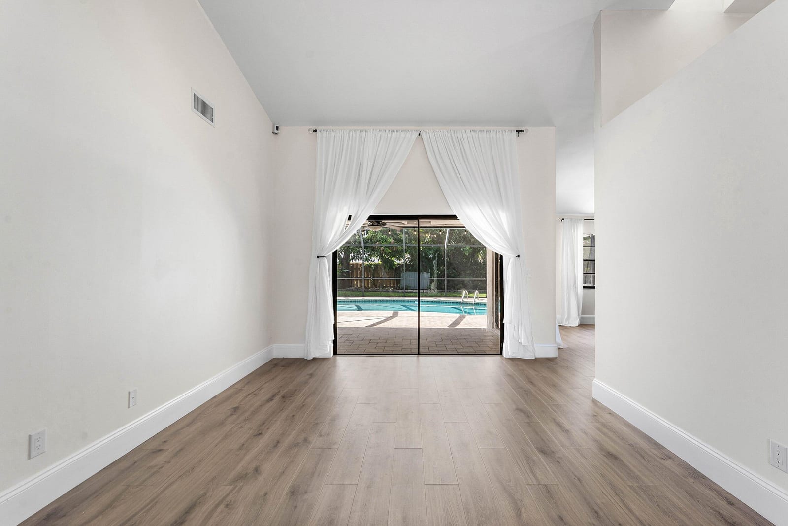 143 Miramar Avenue — photo 8