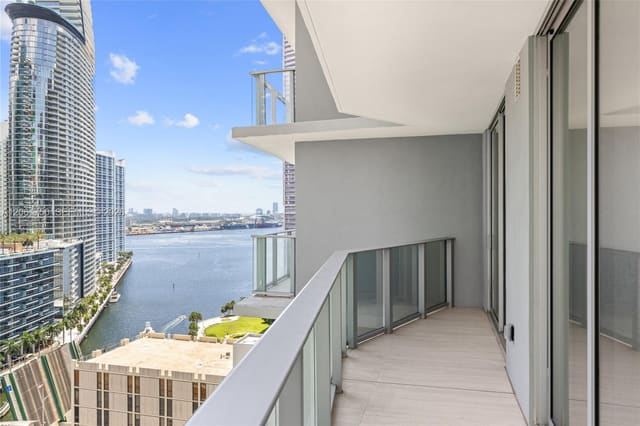 77 SE 5th Street 2205, Viceroy Residences, Miami, FL