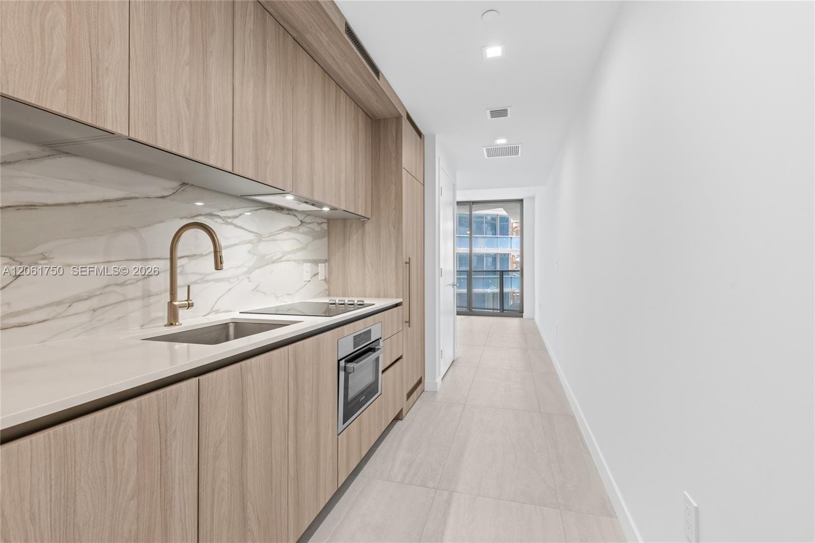 77 SE 5th Street 2205 — photo 2