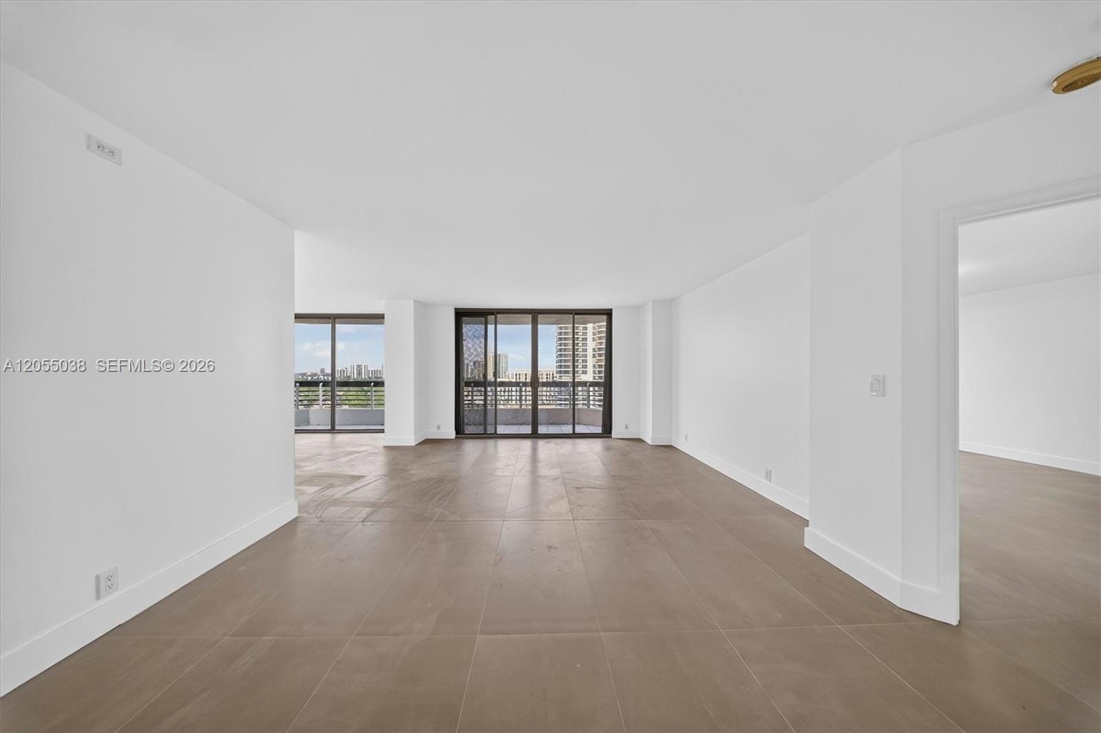 3530 Mystic Pointe Drive 1606, Aventura, FL 33180 photo 12