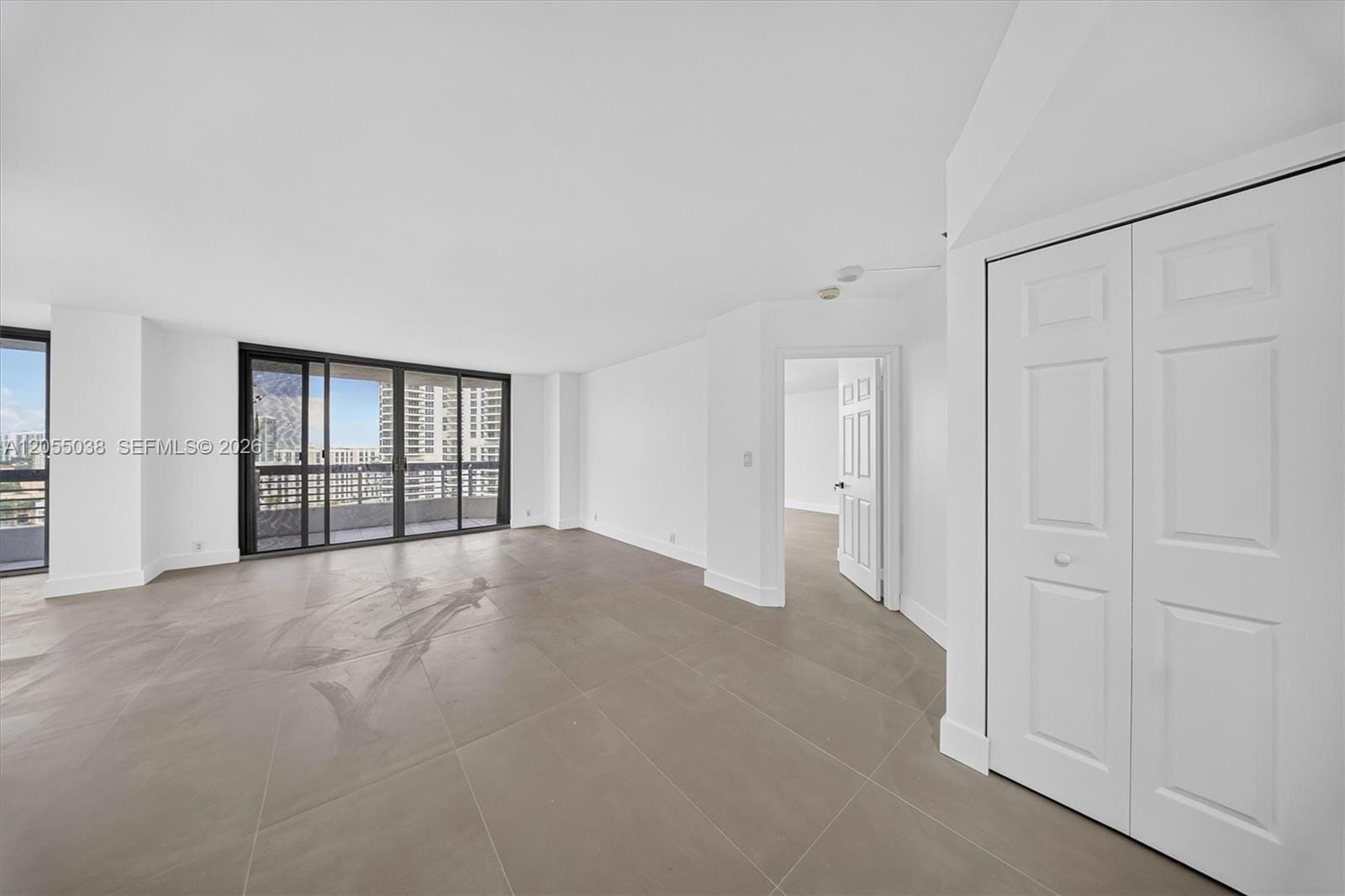 3530 Mystic Pointe Drive 1606, Aventura, FL 33180 photo 22