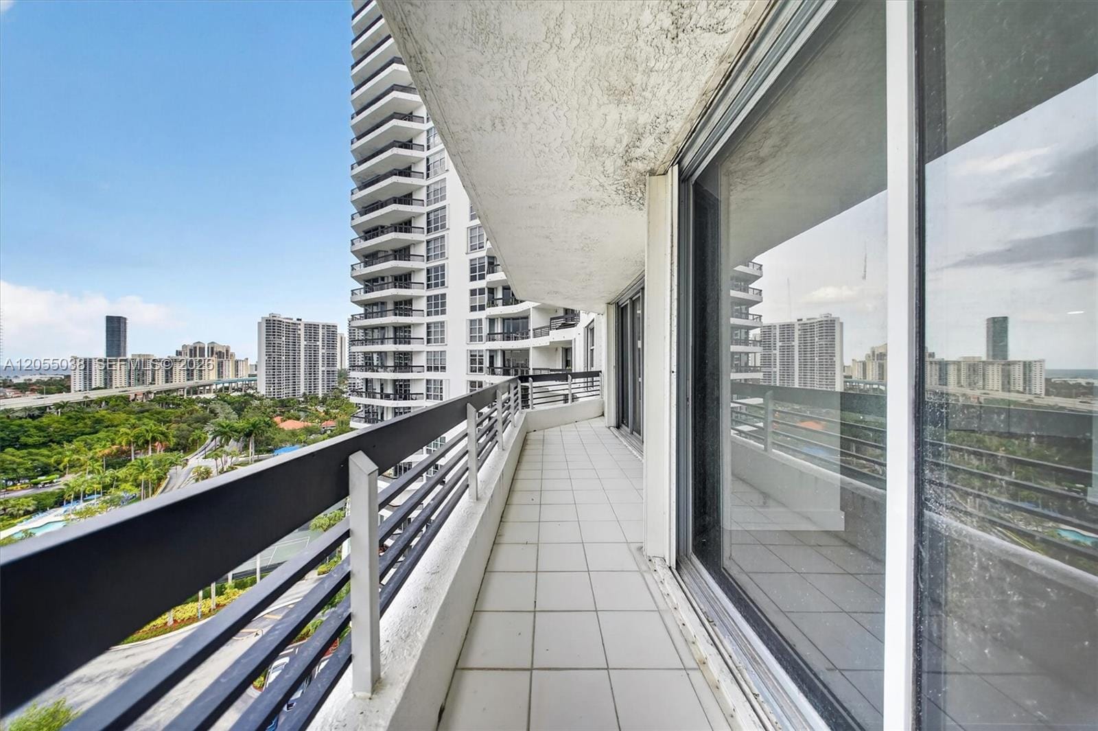 3530 Mystic Pointe Drive 1606, Aventura, FL 33180 photo 29