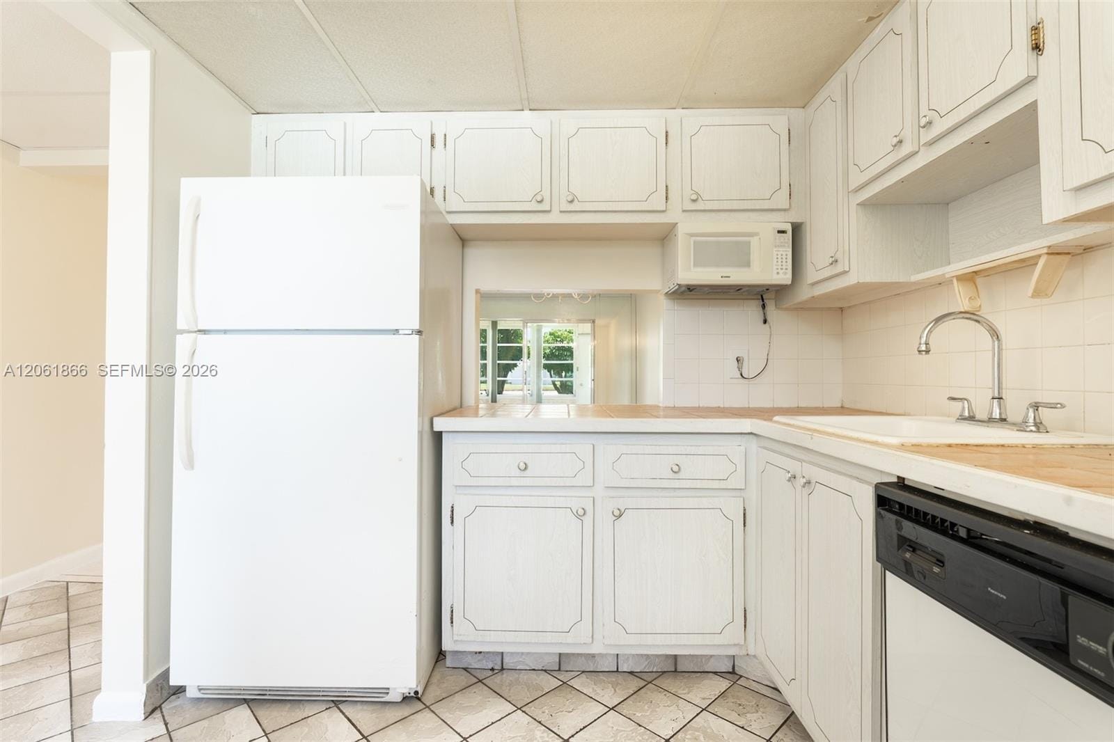 7877 Golf Cir Drive 108 — photo 4
