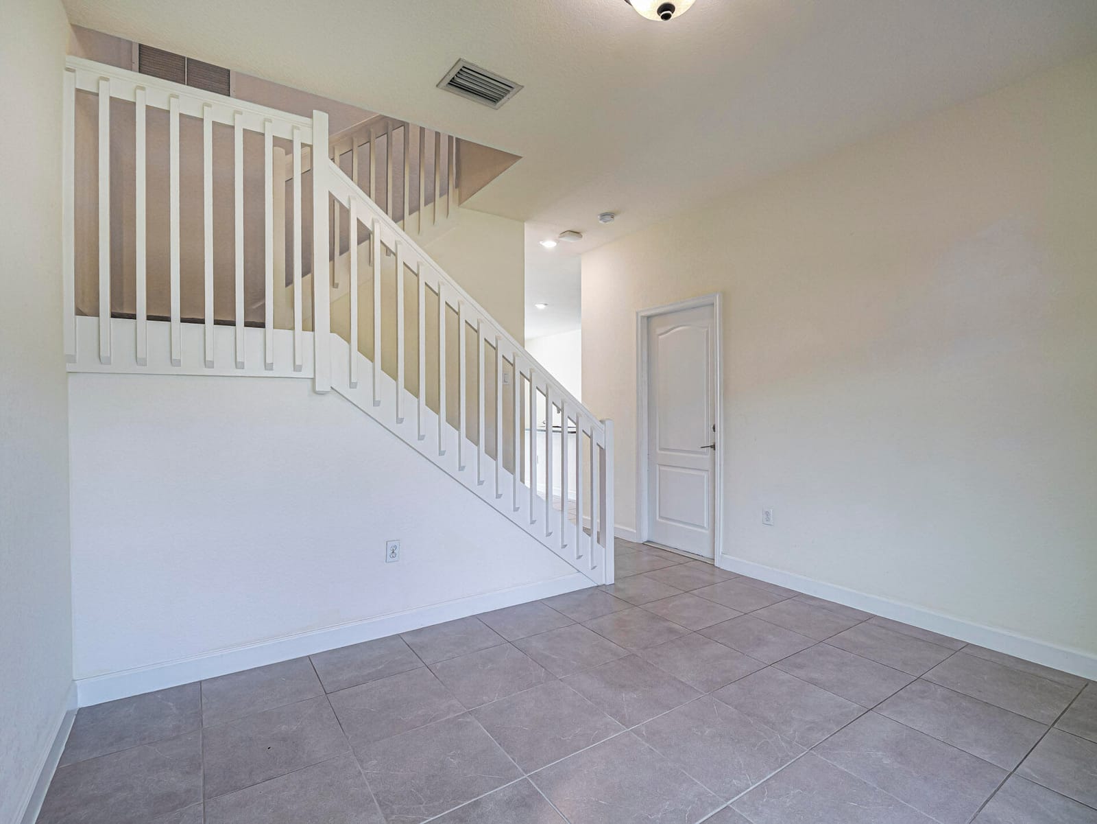 10092 W VILLA Circle, Vero Beach, FL 32966 photo 13