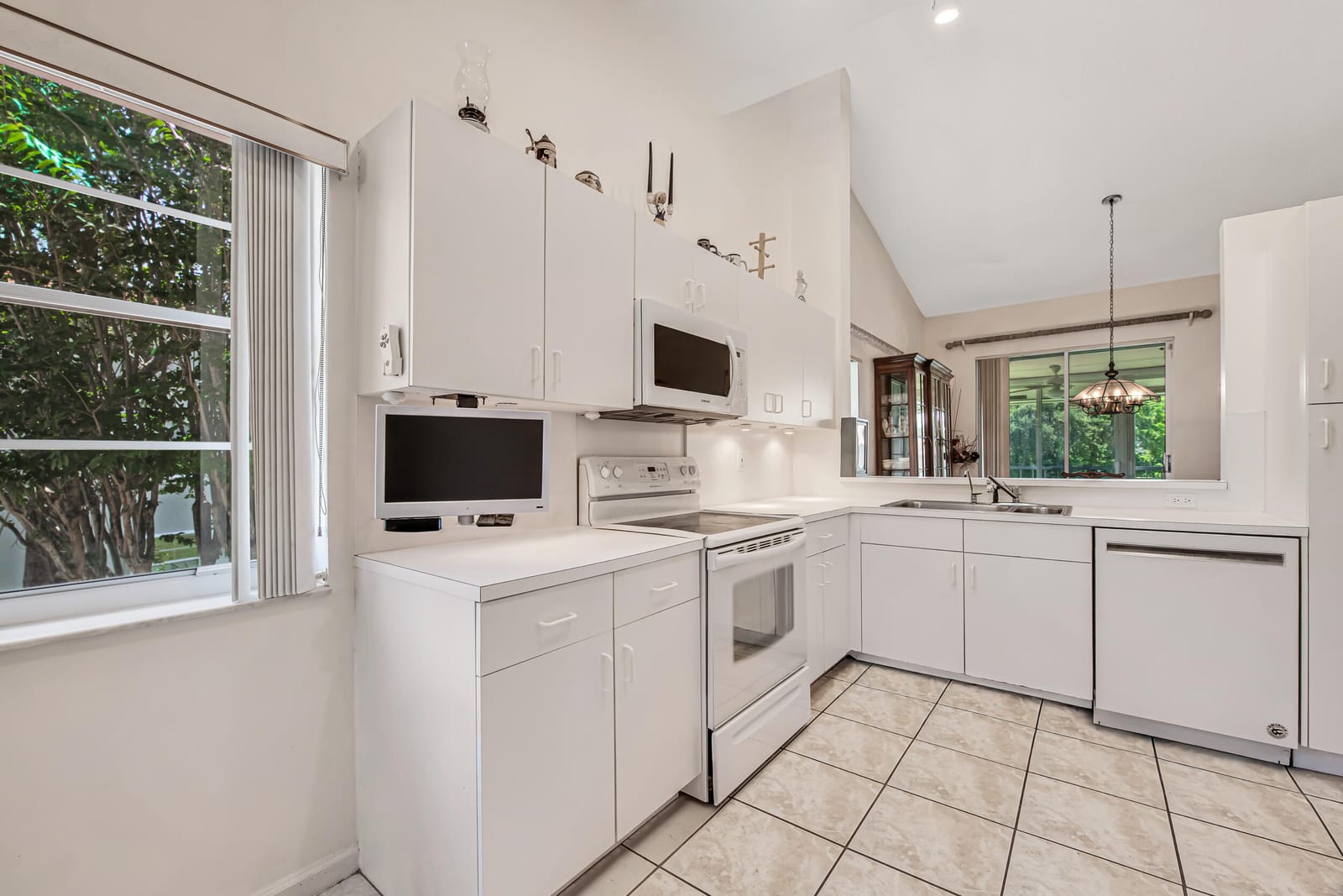 7027 Summer Tree Drive 201, Boynton Beach, FL 33437 photo 19