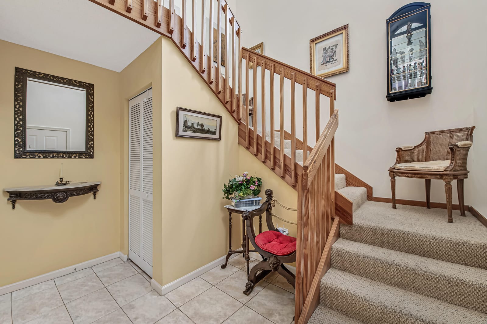 7027 Summer Tree Drive 201 — photo 4
