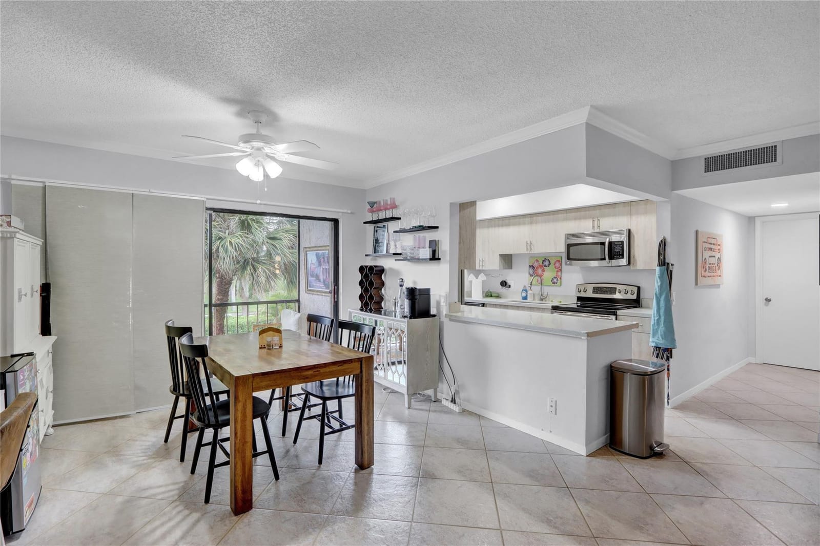 665 Enfield Street B20 — photo 2