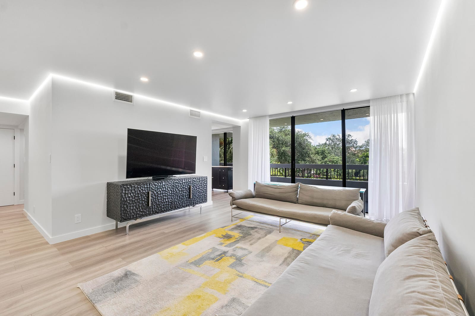 23200 Camino Del Mar 302 — photo 3