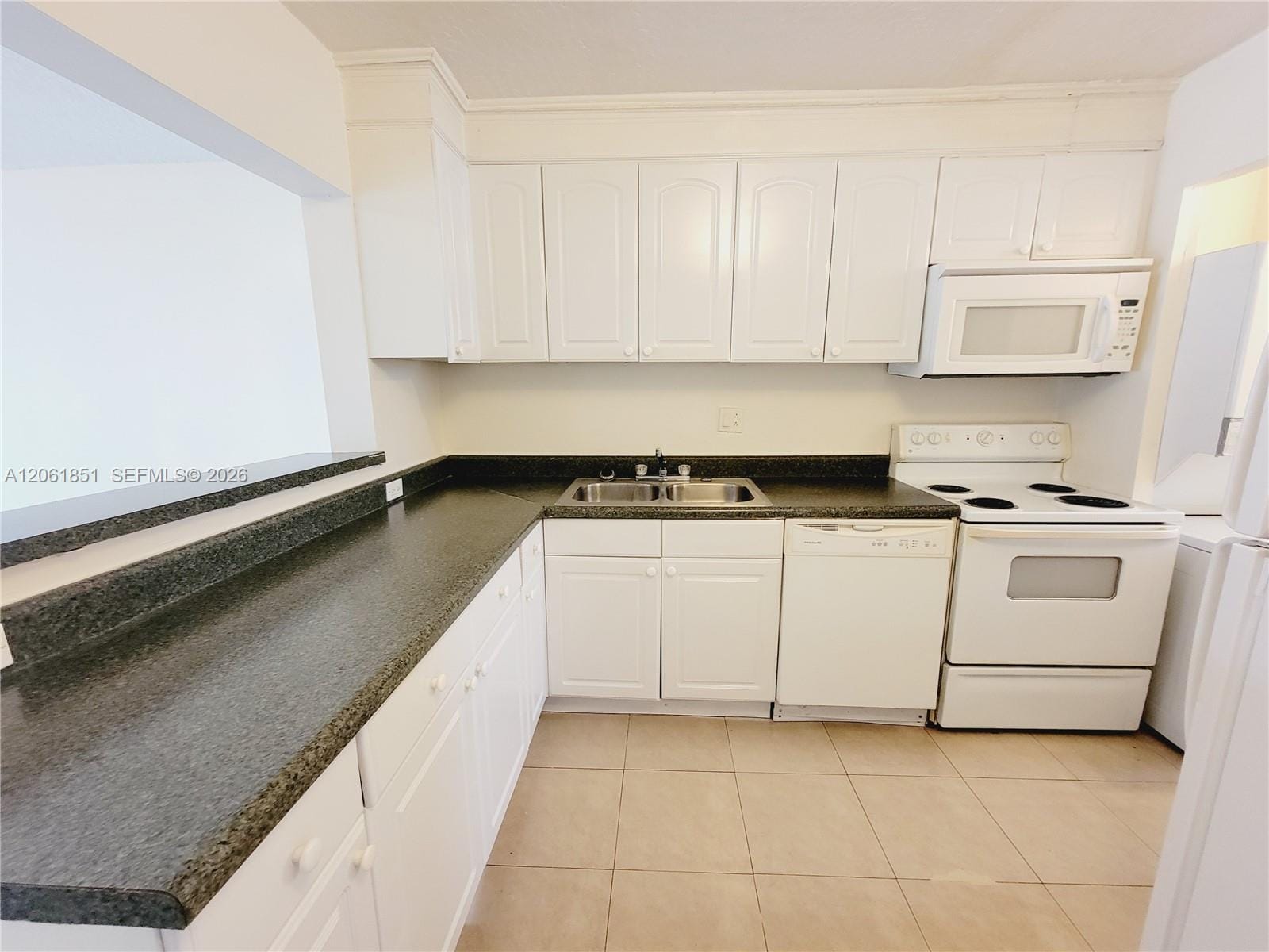 8040 N Colony Circle N 108, Tamarac, FL 33321 photo 3