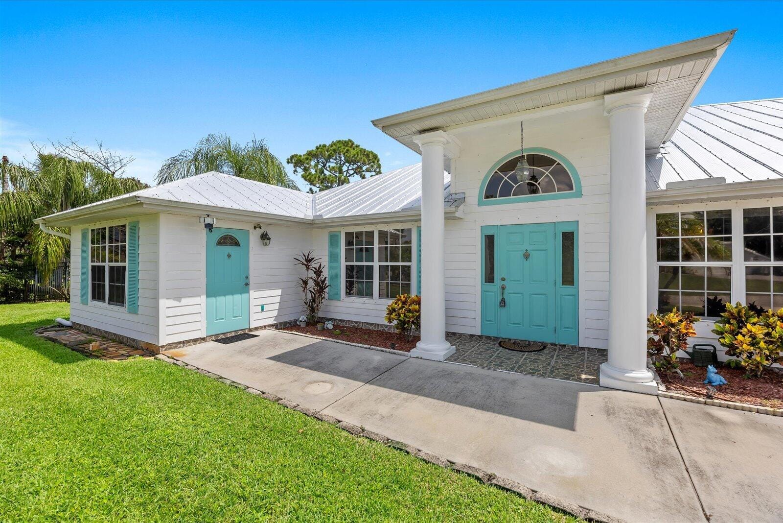 1799 SE BLOCKTON Avenue — photo 4