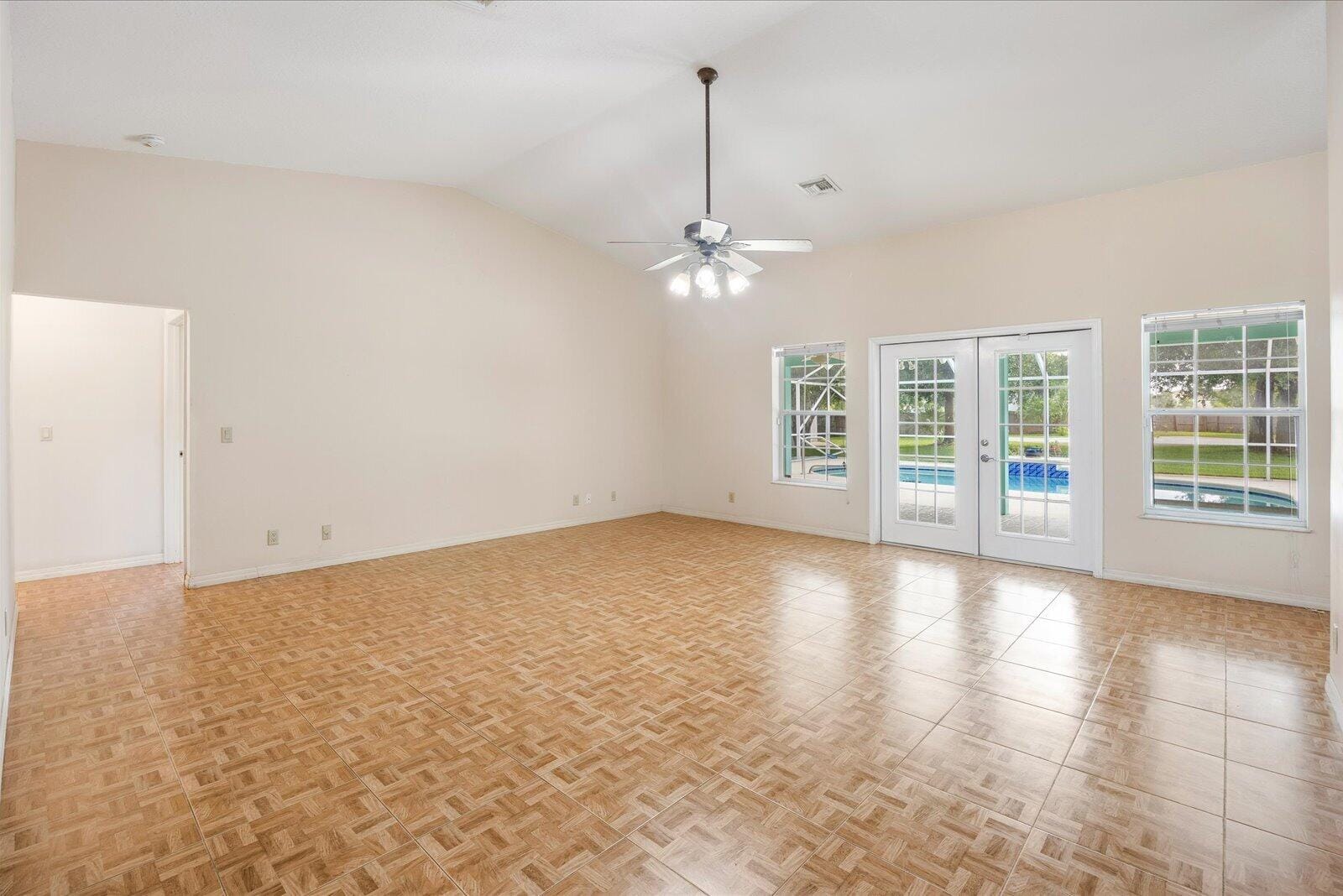 1799 SE BLOCKTON Avenue — photo 8