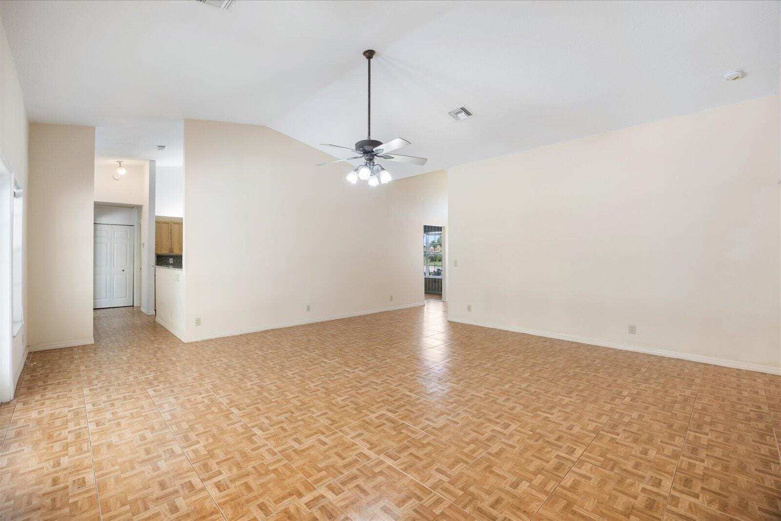 1799 SE BLOCKTON Avenue — photo 9