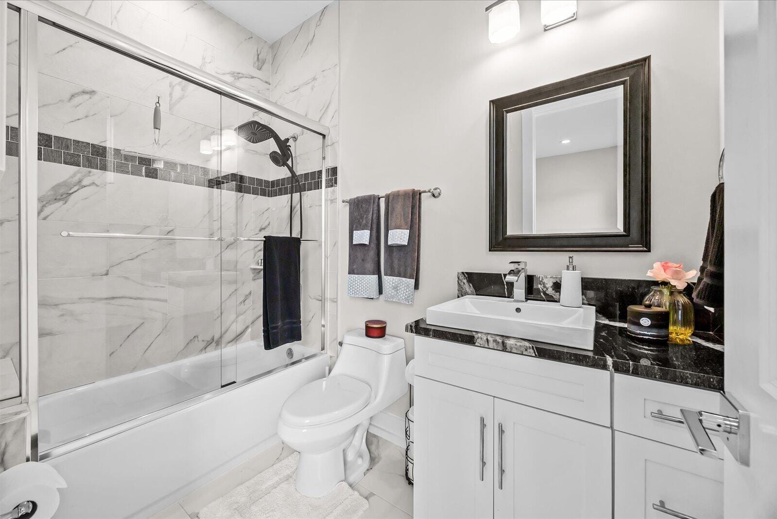 174 SE BELLA STRANO — photo 11