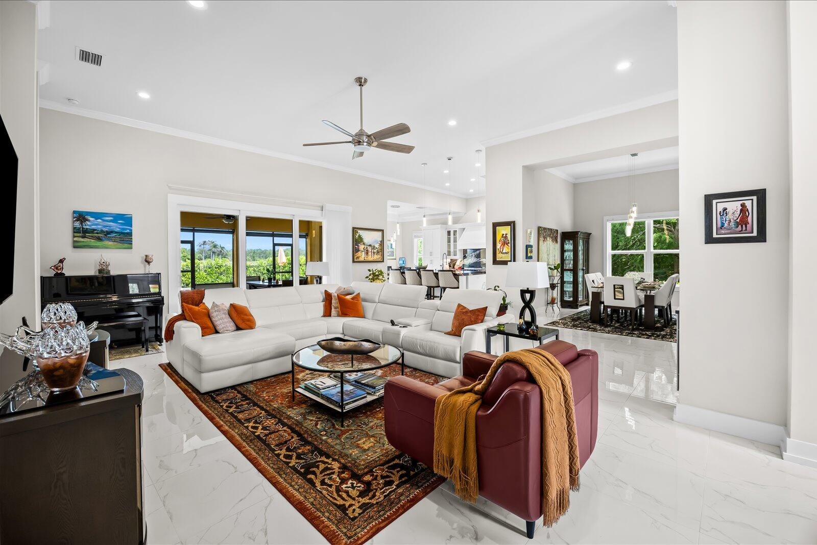 174 SE BELLA STRANO — photo 4