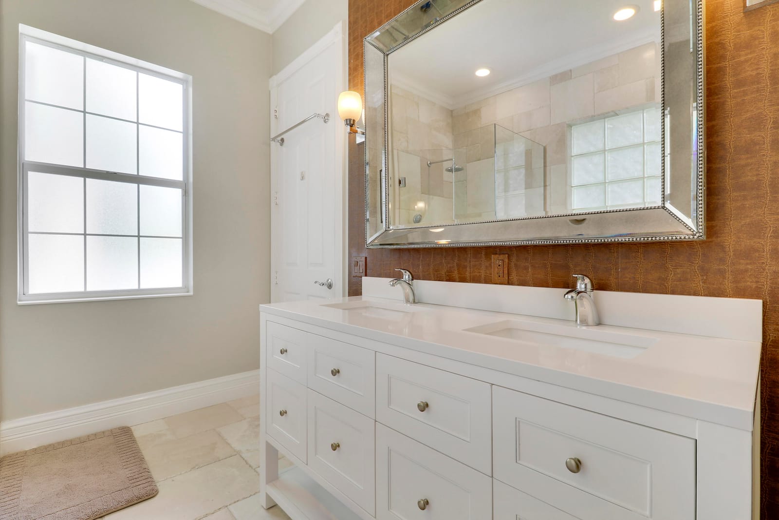 314 CARAVELLE Drive — photo 11