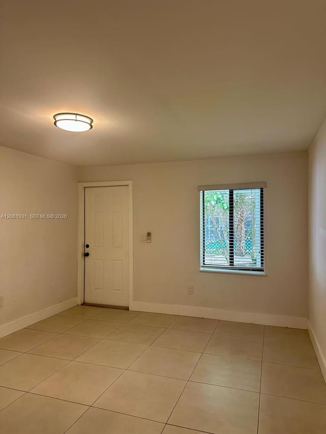 1750 NE 144th Street D, Miami, FL 33181