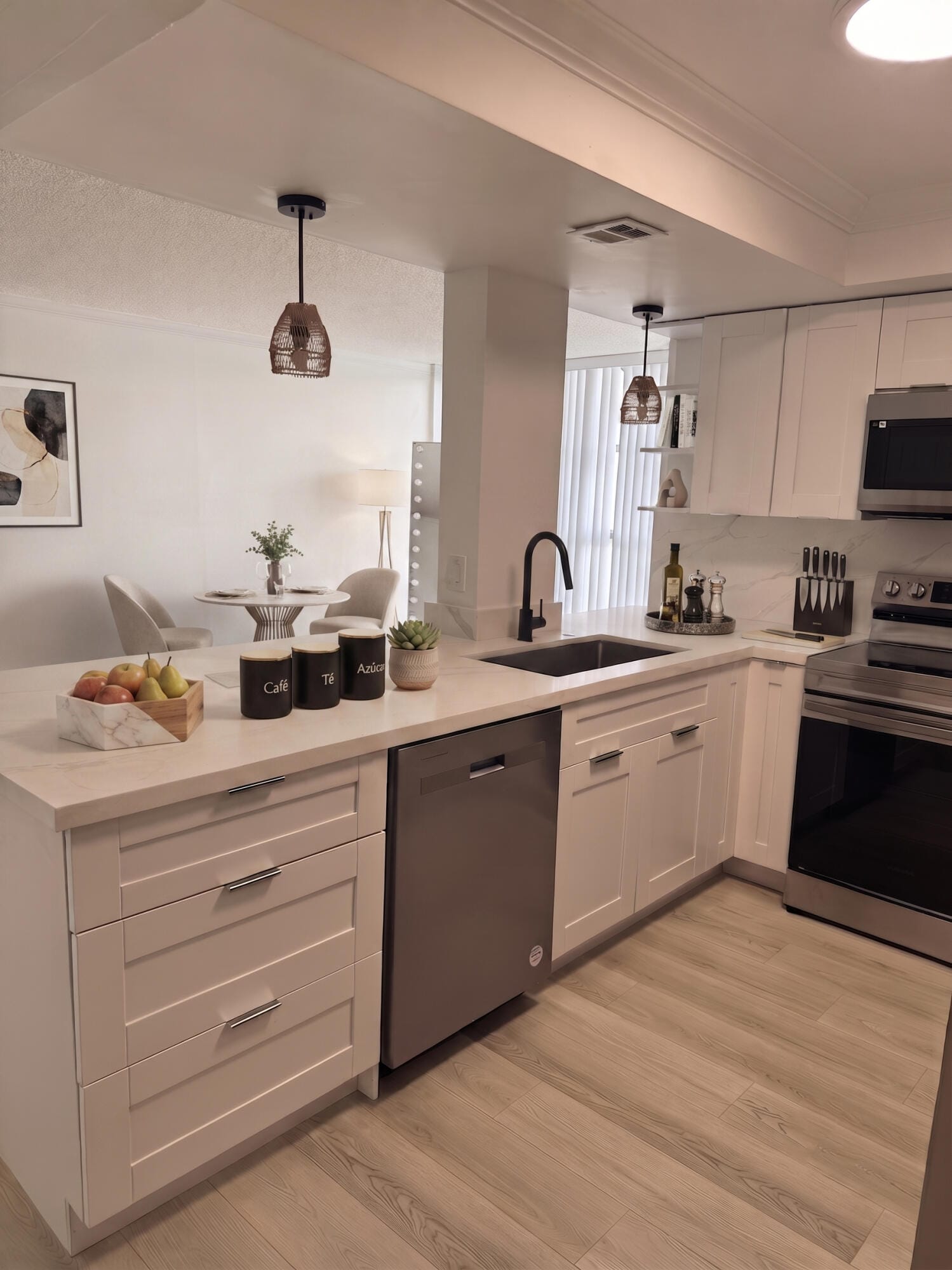 801 Three Islands Boulevard 209 — photo 2