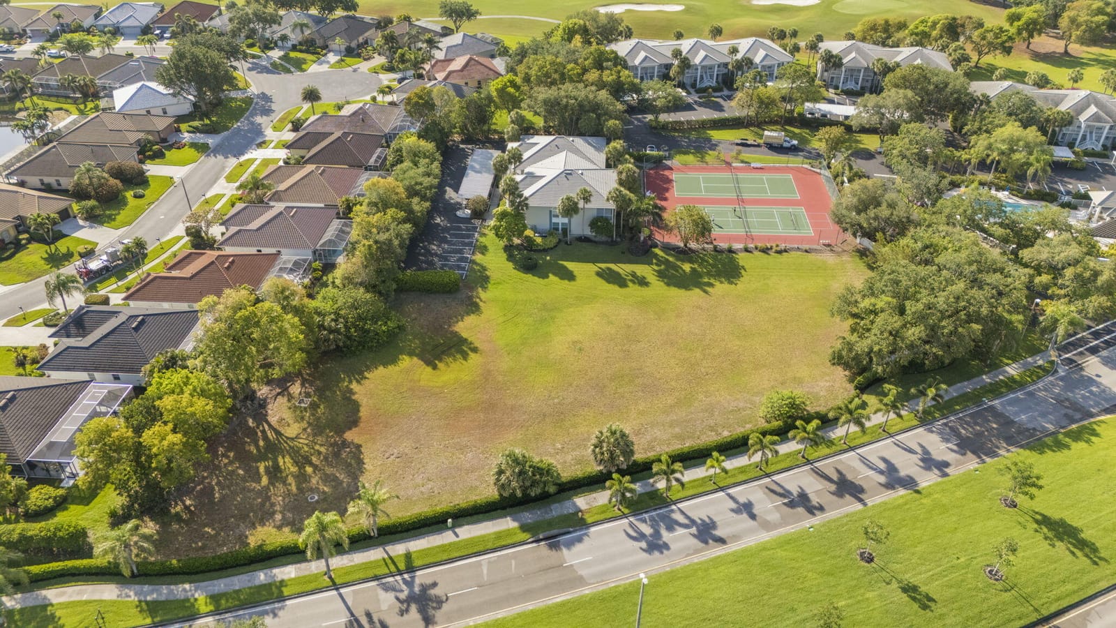 8151 Twelve Oaks Circle, Naples, FL