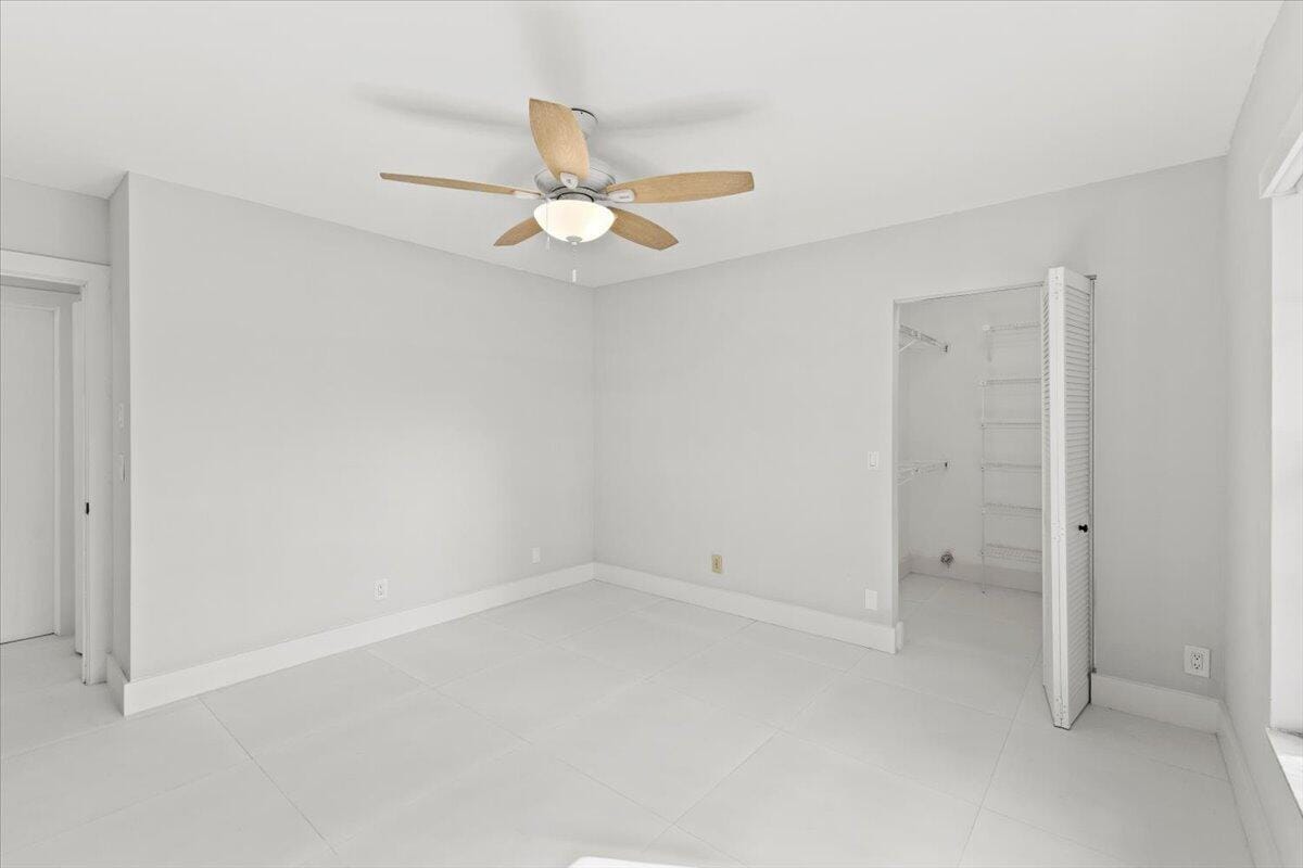 20221 NW 8TH Street — photo 8