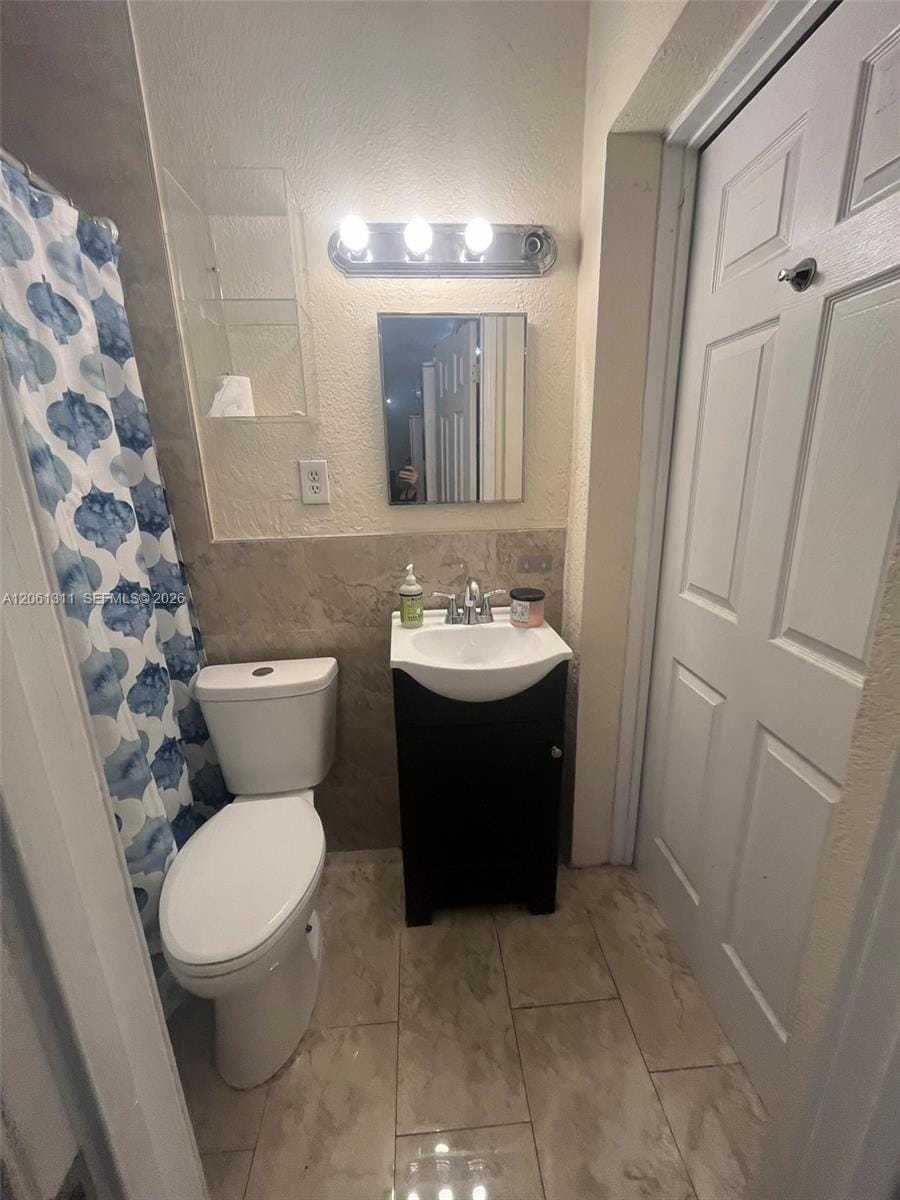 240 NE 23rd Court, Pompano Beach, FL 33060 photo 15