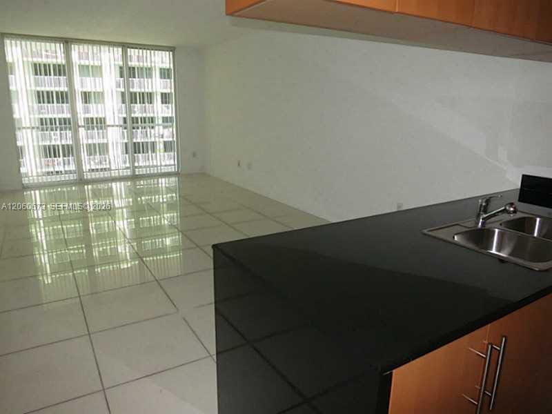 1750 N Bayshore Drive 2909, Miami, FL 33132 photo 3